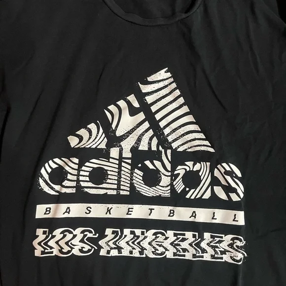 Adidas T-Shirt - Picture 2 of 8